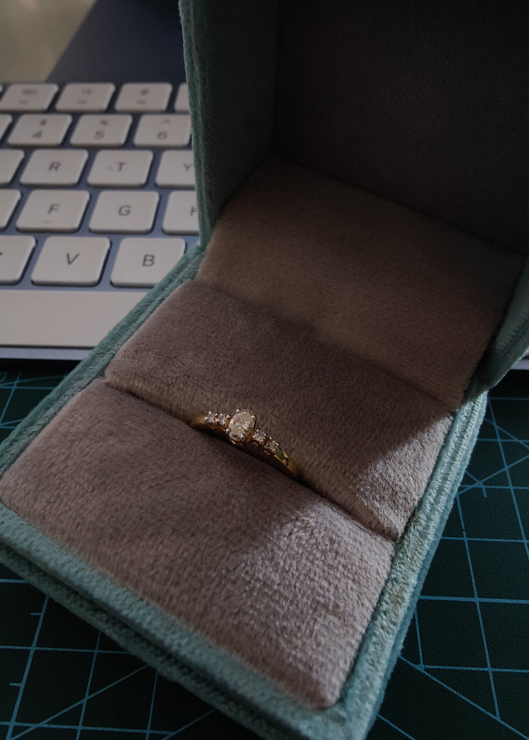 The Oval Ring